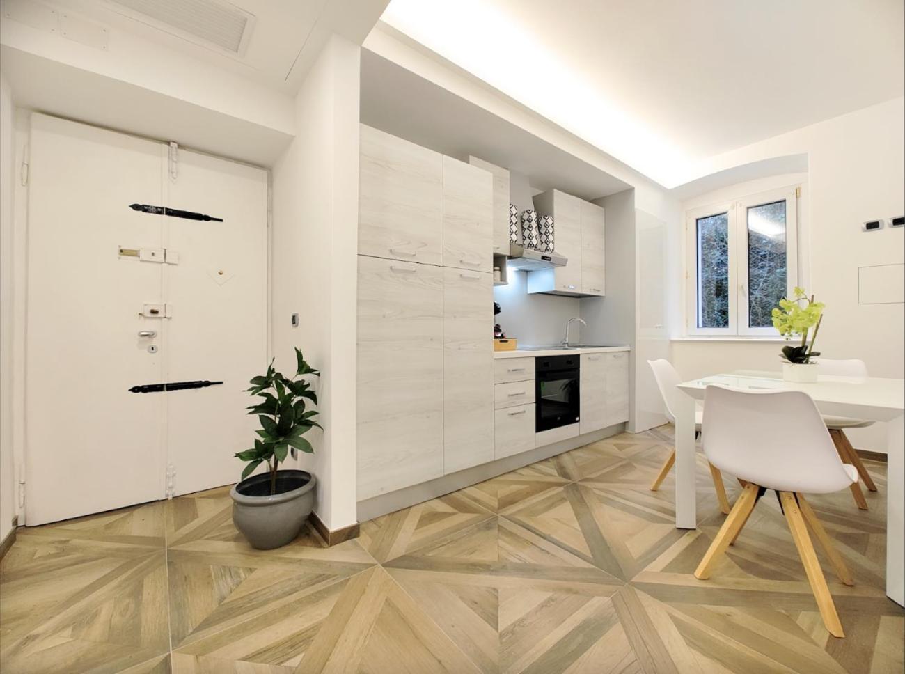Trieste Stazione - Free Wifi Apartment Exterior photo